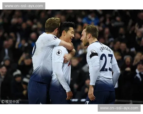 富勒姆主场力克热刺,威尔逊与伊沃比联手击溃北伦敦豪门 富勒姆主场力克热刺,威尔逊与伊沃比联手击溃北伦敦豪门